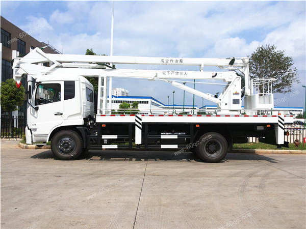 國五東風18-22米高空作業(yè)車