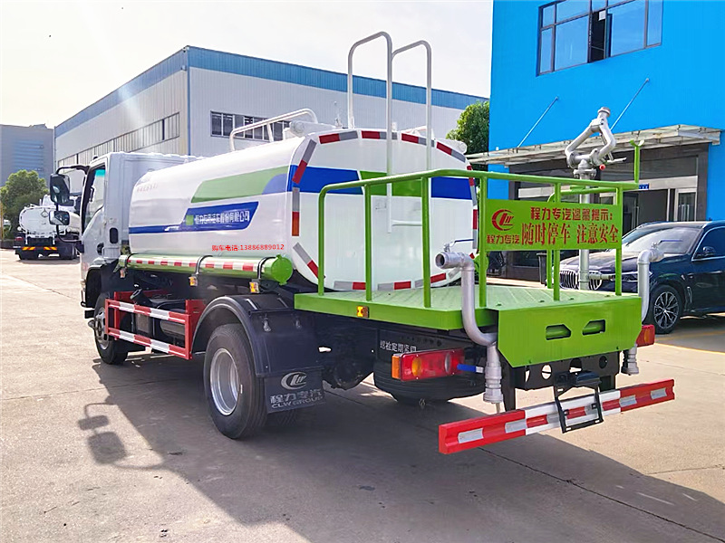 東風福瑞卡5噸灑水車
